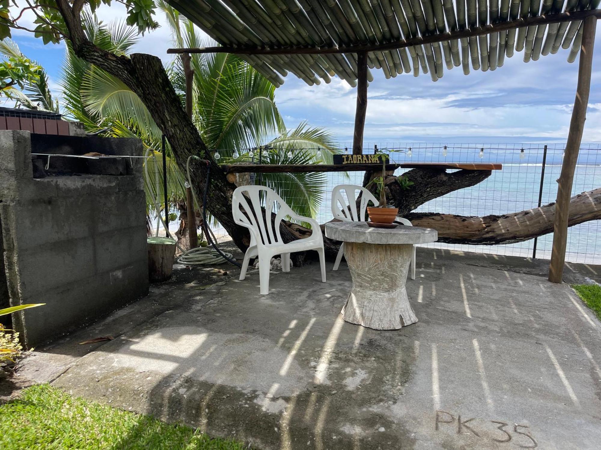 Pk 35 Villa Apomaoro Bagian luar foto